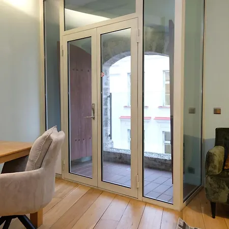 Отель The Three Sisters Таллин