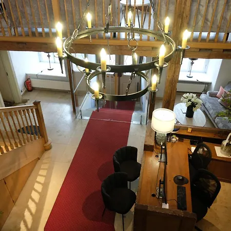 The Three Sisters Отель