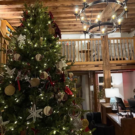 The Three Sisters 4* Таллин