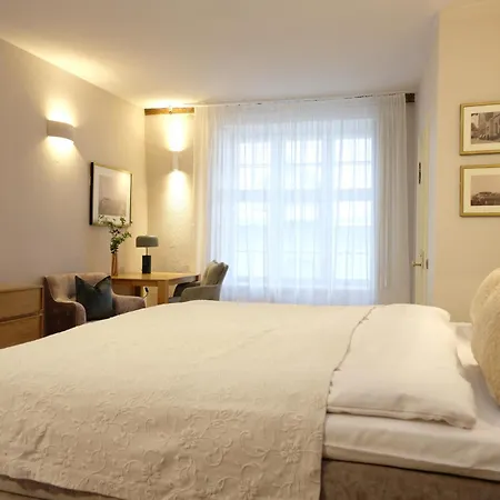 The Three Sisters 4* Reval