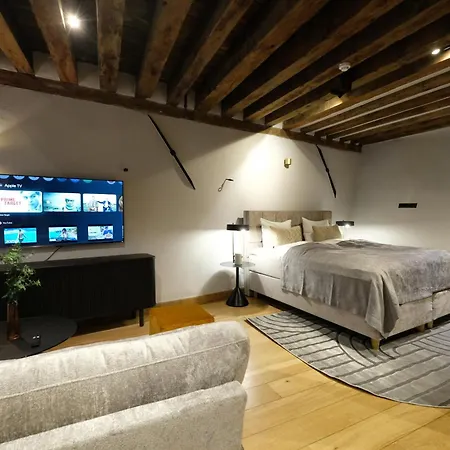 The Three Sisters Otel Tallinn