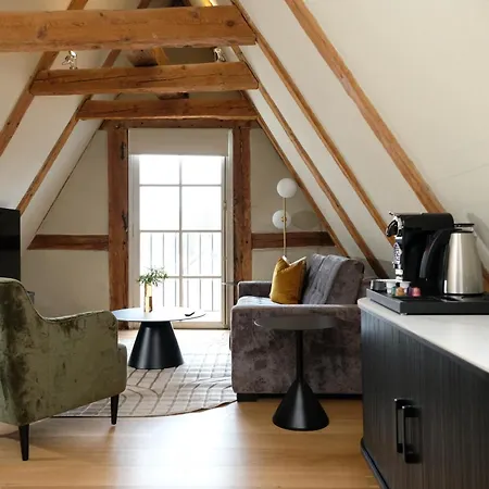 The Three Sisters Otel 4*