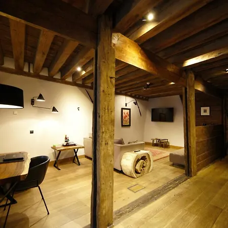 Hotel The Three Sisters