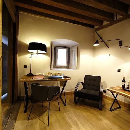 The Three Sisters Otel