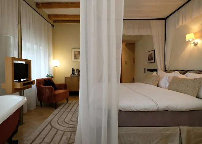 The Three Sisters 호텔 탈린