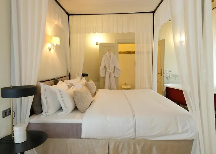 호텔 The Three Sisters 탈린