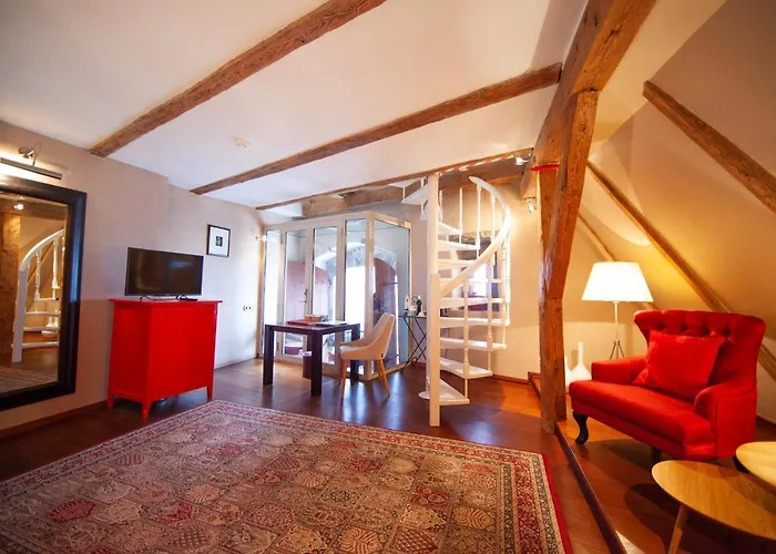 The Three Sisters 호텔 탈린