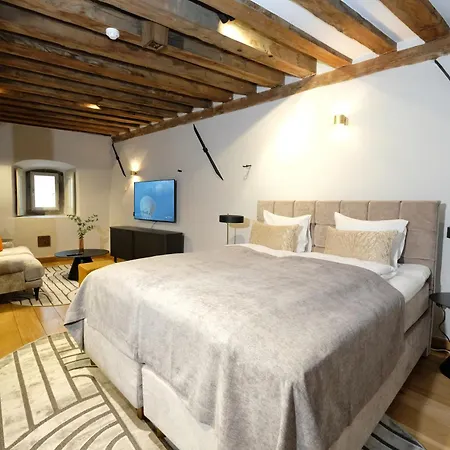 Hotell The Three Sisters