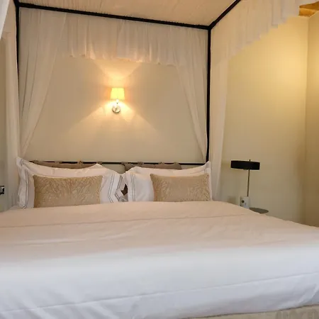 The Three Sisters 4* Tallinn