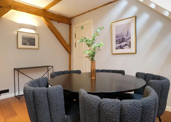 ホテル The Three Sisters 4*