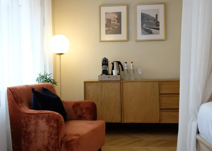 ホテル The Three Sisters 4*